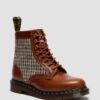 1460 Pascal İngiltere’de üretilmiştir Harris Tweed ve Deri Botlar 1460 Pascal İngiltere’de üretilmiştir Harris Tweed ve Deri Botlar