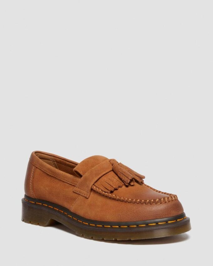 Adrian Nubuk Deri Püsküllü Loaferlar Adrian Nubuk Deri Püsküllü Loaferlar