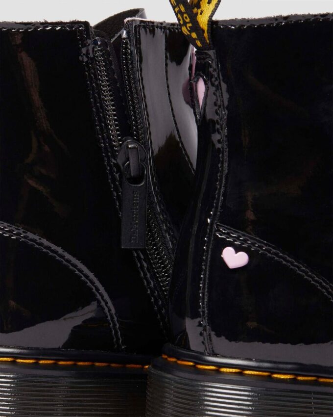 Junior Heart Nappa Patent Leather Çekmeli Botlar Junior Heart Nappa Patent Leather Çekmeli Botlar