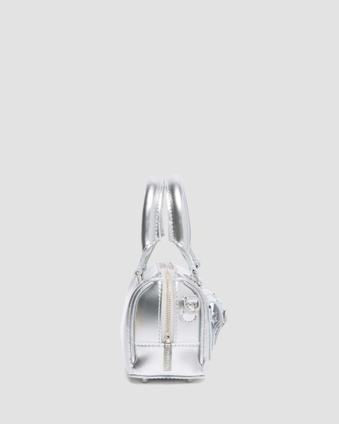 Mini Üst Saplı Çanta Gümüş Patent Leather Çanta Mini Üst Saplı Çanta Gümüş Patent Leather Çanta