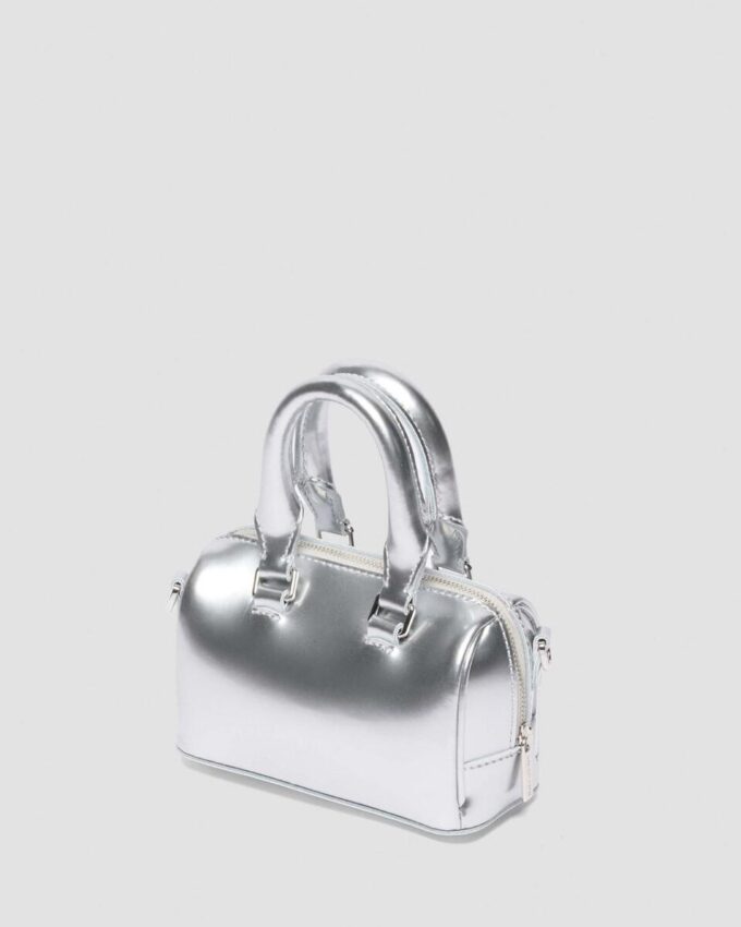 Mini Üst Saplı Çanta Gümüş Patent Leather Çanta Mini Üst Saplı Çanta Gümüş Patent Leather Çanta